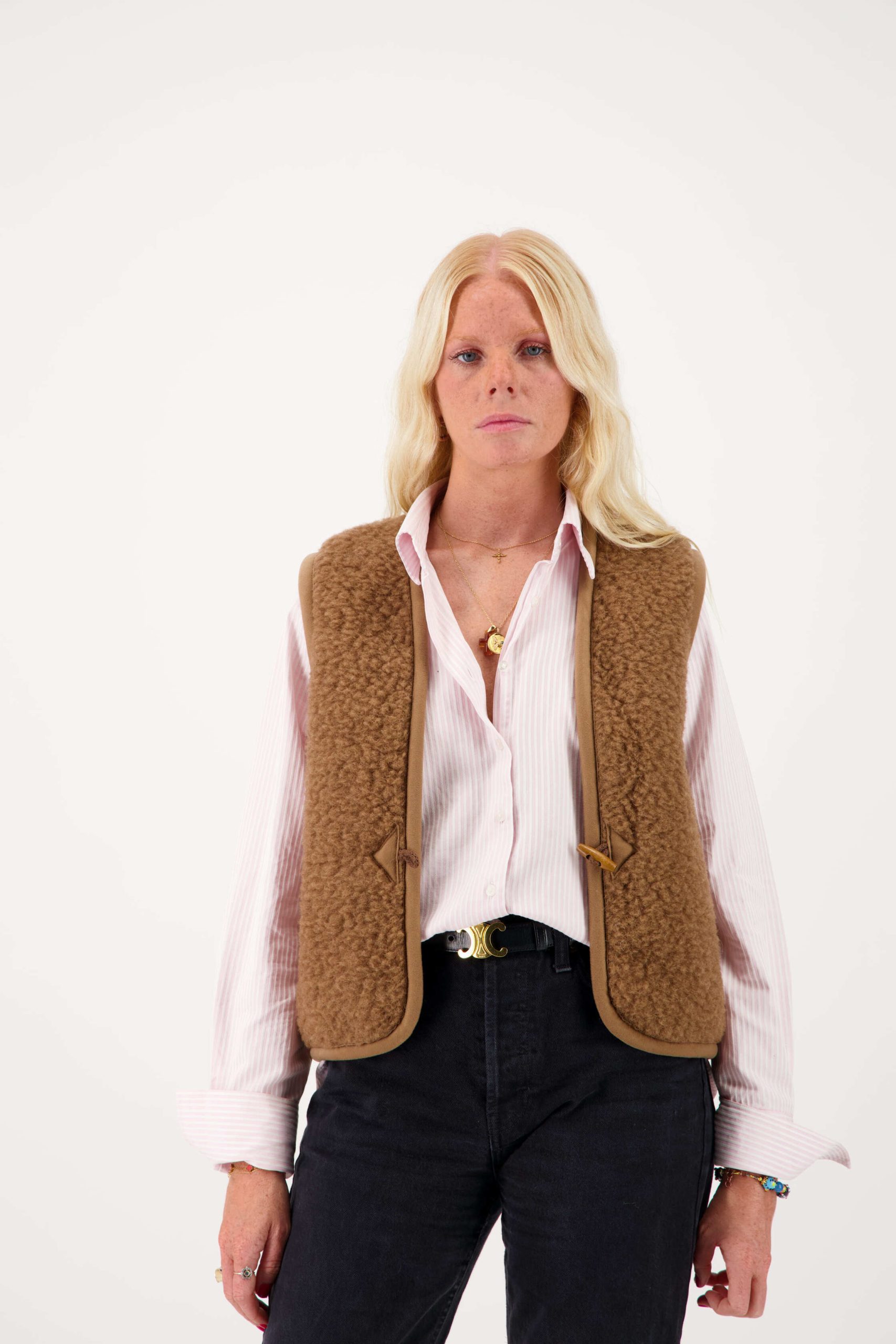 gilet-laine-sans-manche-femme-905ybx-1.jpg