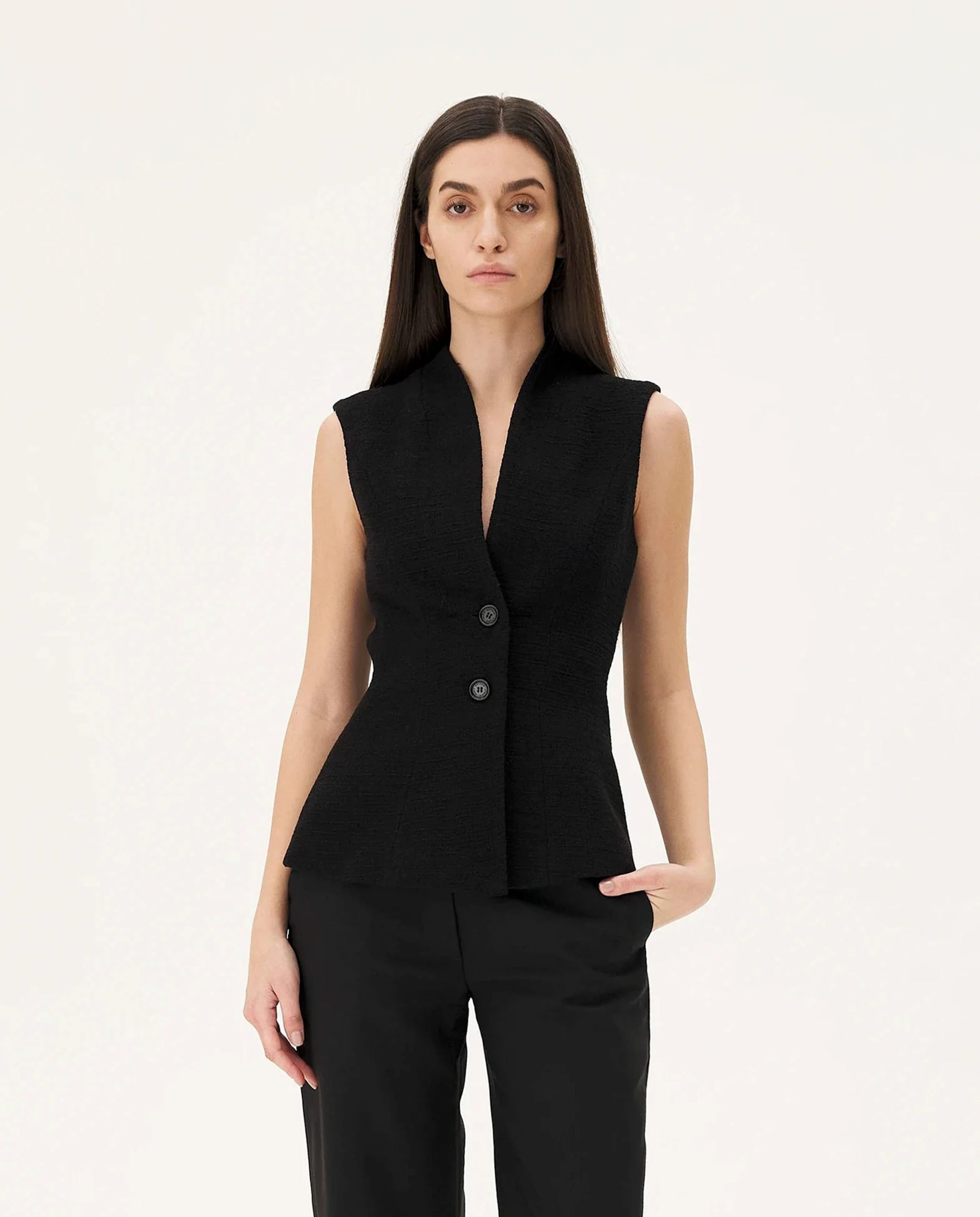 gilet-noir-sans-manche-femme-544vvv-1.jpg