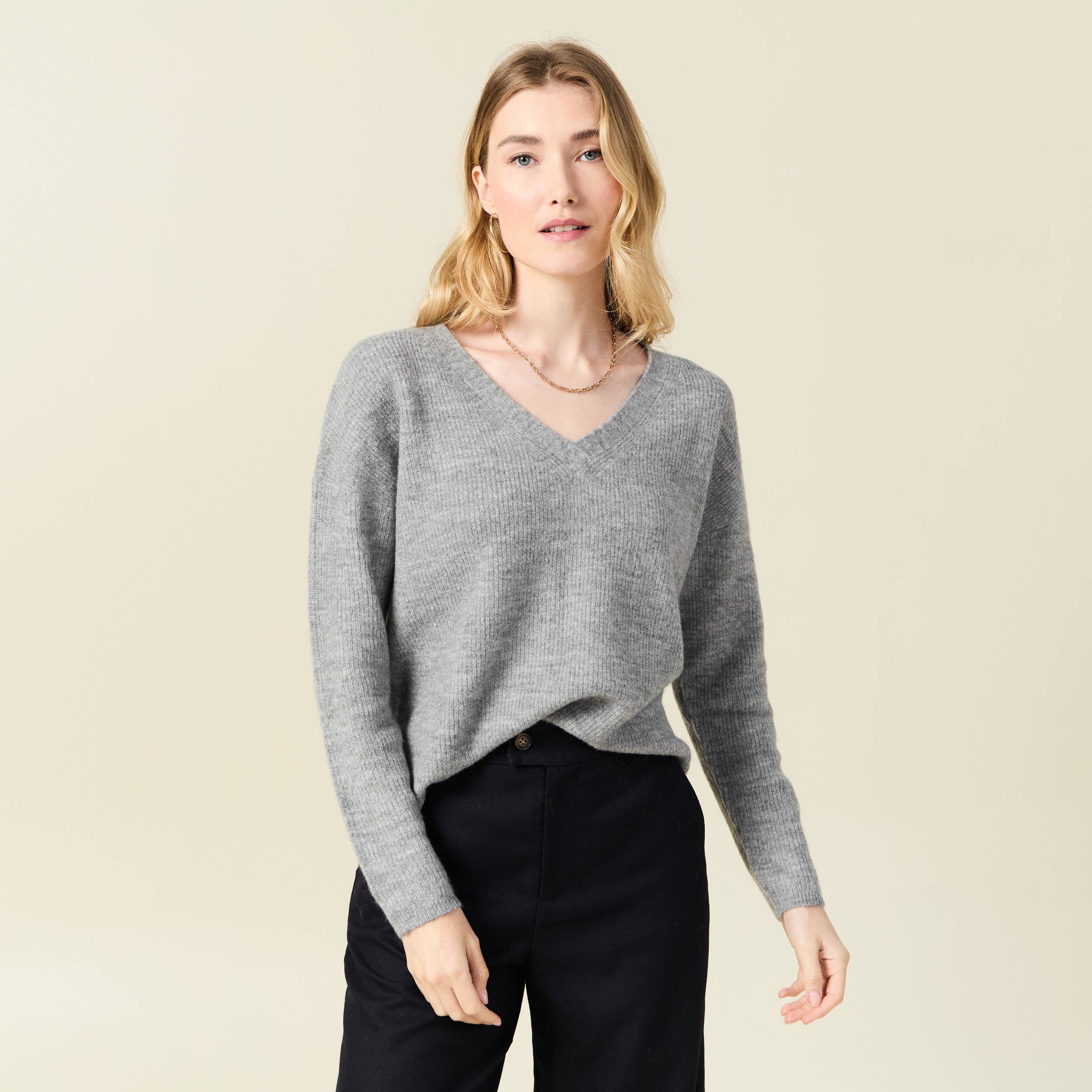 pull-col-en-v-femme-965ltz-1.jpg